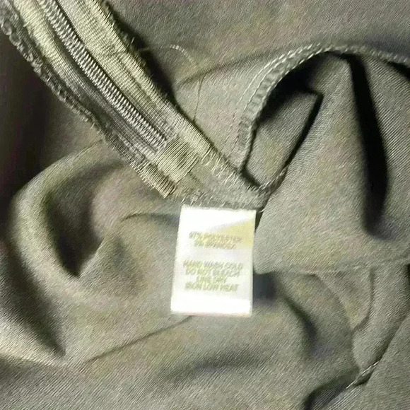 Women’s Lulus Slim Ankle Pant Grey Pleated Side Zip Size Large NWT - Picture 10 of 11